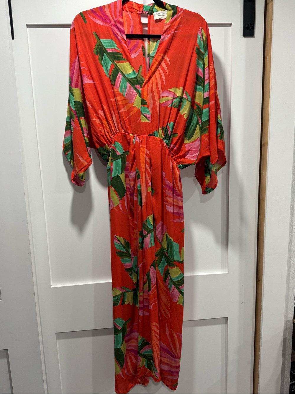 Vibrant Tropical Midi Dress with Leaf Print